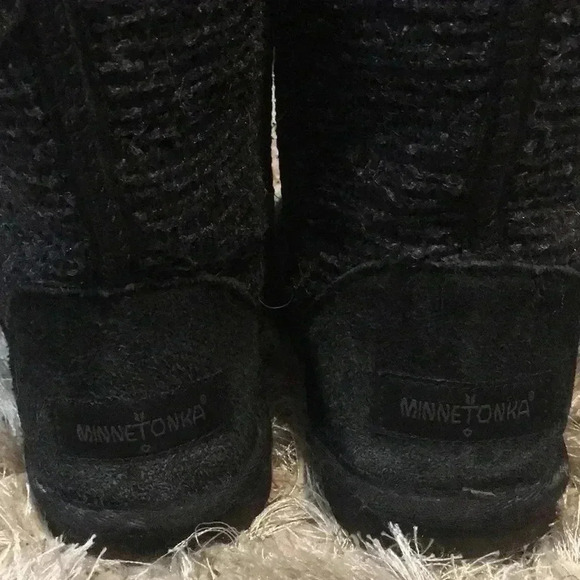 Minnetonka boots shearling suede guc - Picture 2 of 10